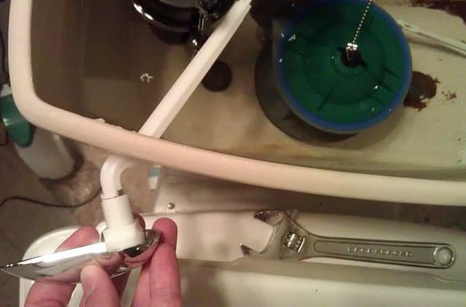 toilet flush rod broke
