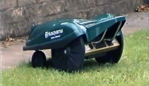 My Personal Review and Demo of a Geeky Robotic Lawn Mower - HubPages