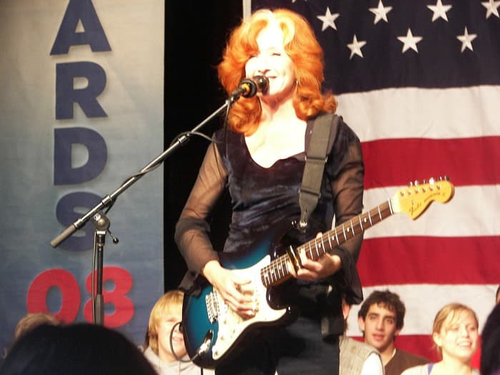 Women of the Guitar, 10 of the Best Female Guitarists in History HubPages