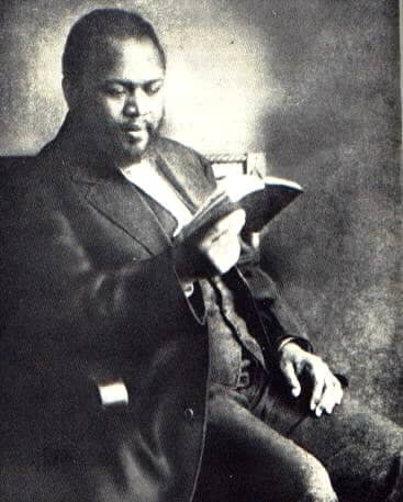 William Seymour, leader of the Asuza Street Revival, personally corresponded with Evan Roberts. The two revival's fed off each other!