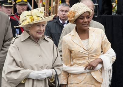 Jean welcomes Britain's Queen Elizabeth ll upon her arrival with the Duke of Edinburgh to the Garrison Grounds in Halifax, 28 Jun 2010
