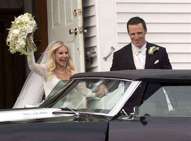 Avid ice hockey fan Elisha Cuthbert got married to Toronto Maple Leaf's captain Dion Phaneuf in July 2013