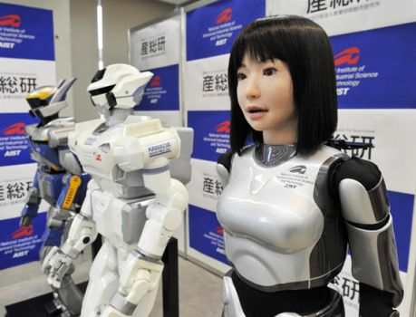 Shiny HRP-4C is moved by motors powered by batteries located in his body and face, allowing movements characteristic for supermodels.
