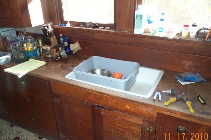 The sink has turned out to be excellent for a busy, rural lifestyle, being able to be used for dishes and other uses simultaneously . . .