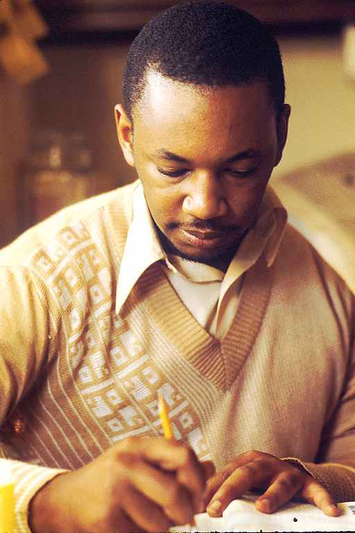 Freelancing Basics: Earning from Home Made Easy: Submit your application with a professional and personalized cover letter.