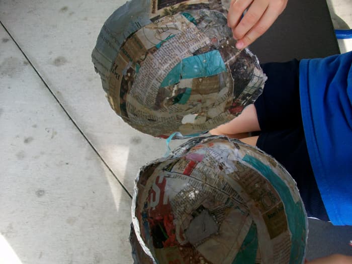 This is what papier-mâché looks like on the inside after it's been broken.