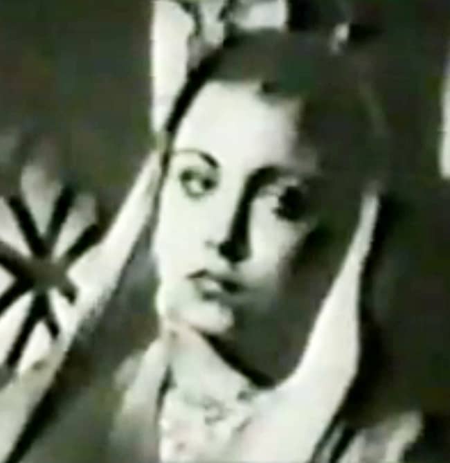 A great number by Mukesh in a style that was more characteristic of K L Saigal, in Raag Darbari Kanada