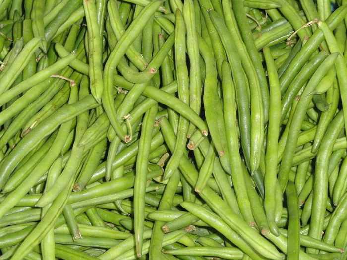Flavorful under 500 includes your choice of mixed veggies or green beans. The nutritional value of vegetables is of great importance when seeking a healthy, well balanced, low calorie meal.