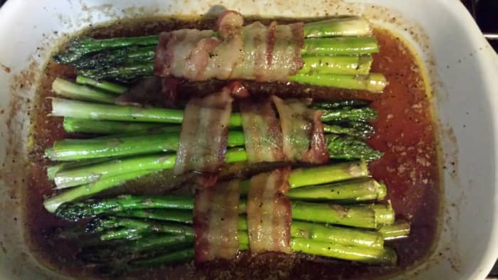 This is a healthier alternative to pizza or junk food. I wasn't good at "dieting" .... "it's against my religion" I say. LOL I prefer to eat foods I love instead. This recipe adds both health and taste. Bacon and Aspargus. Who knew?