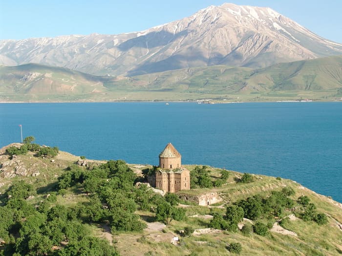 Mountain Çadır Dağı seen from the island of Akdamar in Lake Van/Turkey (from northwest). This is the country where the Turkish Van originated.