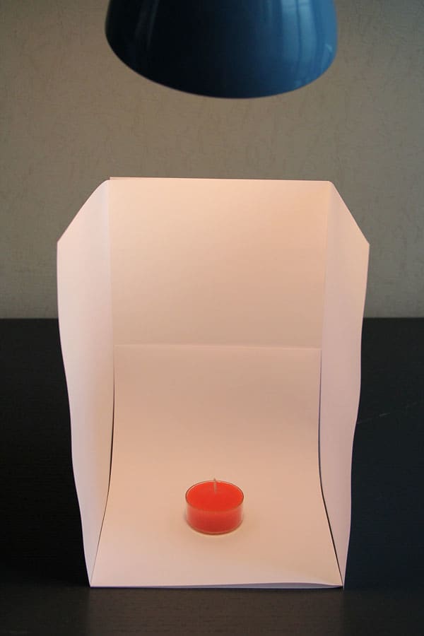 How to Make a Light Box With Paper (DIY Photography)