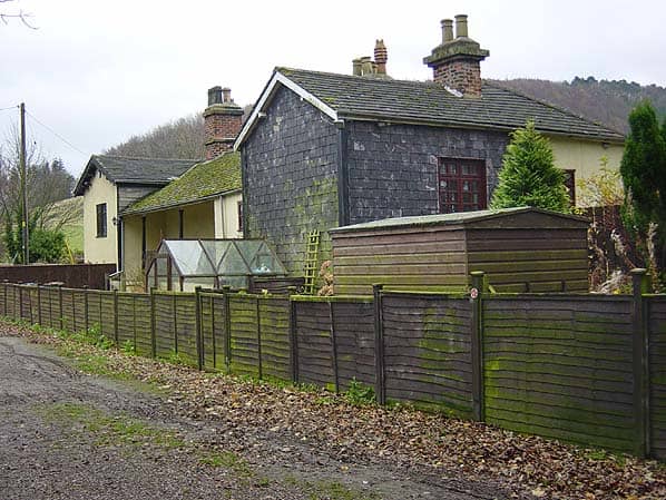 This is the original M&GR station building on the east side of the bridge from the NER one, also now a private residence next to the nature park by the A173