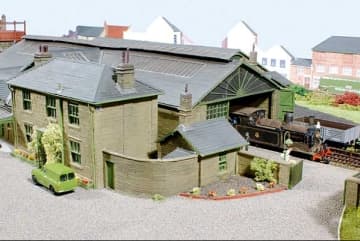 Another view of the Guisborough Station model with an unidentified Class G5 in BR livery at the head of its (unseen) train - the accuracy is breathtaking.
