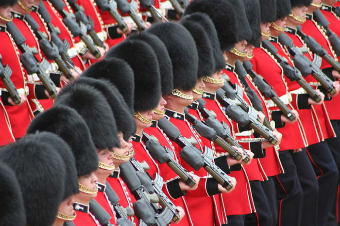 These are of course British soldiers, but I think red would be a good colour for a modern Roman Army, as it represents Mars, the God of War.