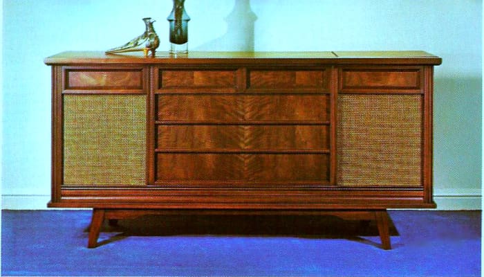 The Windsor, Model 44M300, Genuine walnut veneer and selected wood solids. Dimensions: 62 inches long, 30 3?4 high, with custom stereo sound system, and four made in Texas deluxe speakers, with the Curtis Mathes deluxe stereo sound system. $249.95