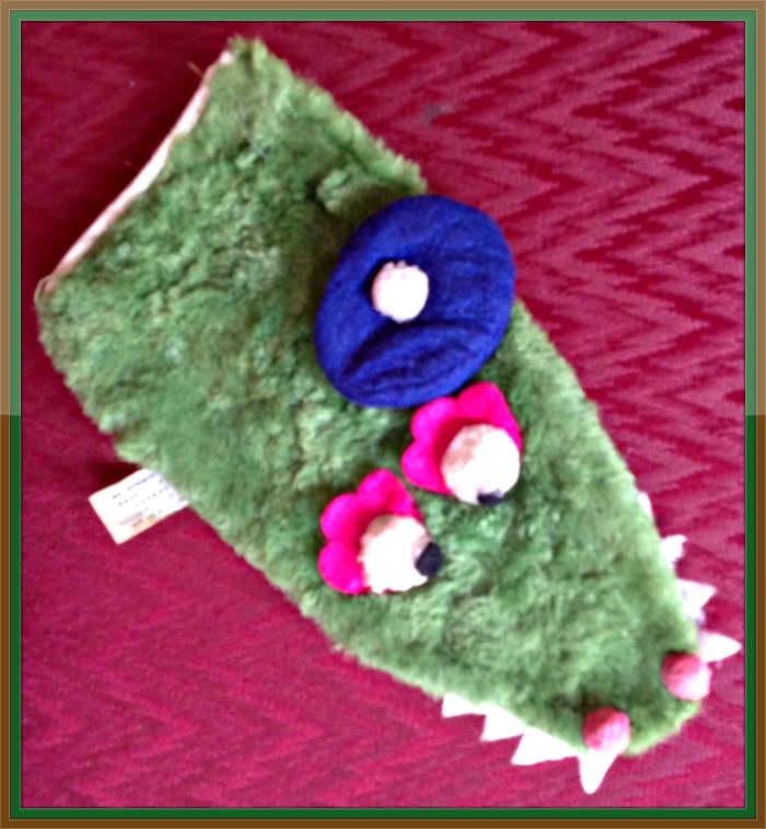 Character Novelty Company, Pierre the French Crocodile, likes American Alligator Girls. He was made in the USA in 1960 ... He is a well made nine inch plush puppet with a lot of character.