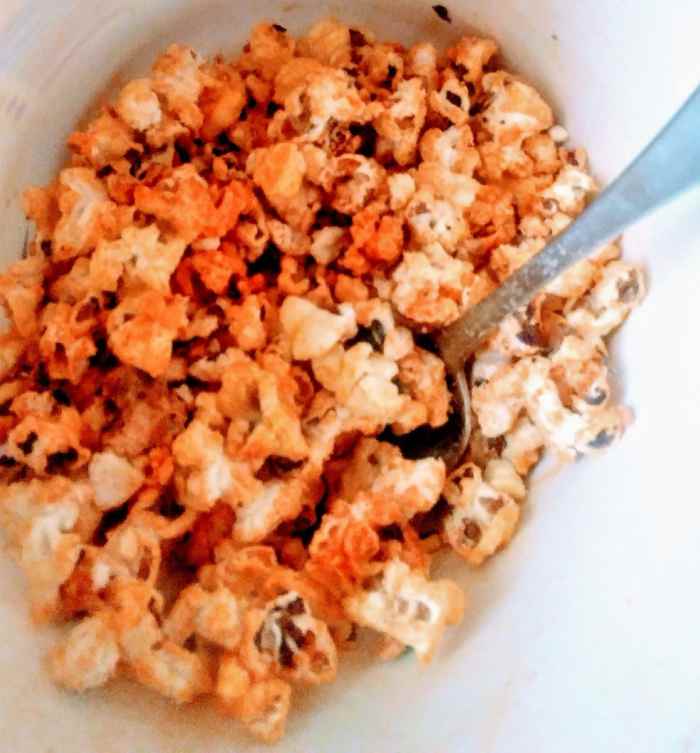 Talk Show Host Wendy Williams Puts Hot Sauce on Popcorn and Eats It