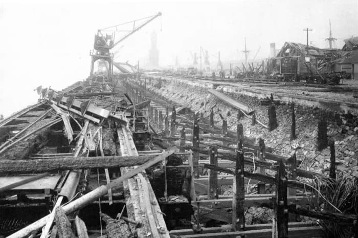 Kingston-upon-Hull - widely known as Hull - was given a regular pasting throughout the 'Blitz'. The city was virtually rebuilt in the aftermath of WWII