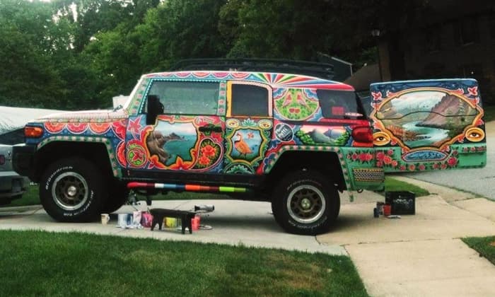 Toyota FJ Cruiser painted by artist Haider Ali in Washington, DC.( http://www.brandsynario.com/9-times-when-pakistani-truck-art-inspired-the-world