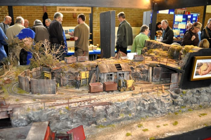 Yellow Ridge Uranium Mine , a GN15-scale micro-layout by Nick Wright on display at the Shepton Mallet railway show.