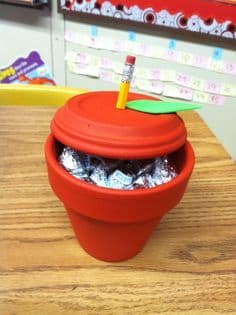 50+ Adorable DIY Christmas Gifts for Teachers From Kids - Holidappy