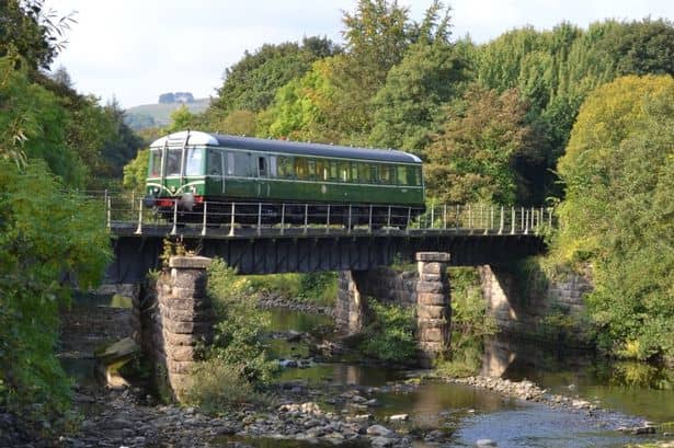 A 'bubble' crosses the River Wear (pron. as 'weir'). One of the 'Heritage Diesels', these vehicles originated on the Western Region, British Railways. They were nicknamed 'bubbles' and some have been bought by several preserved railways.