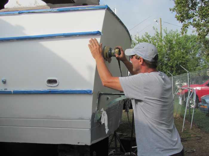 How to Paint Your Old Fiberglass Boat And Make it Look New Again