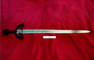 An inscription claims this weapon is Tizona, the legendary blade of El Cid. Metallurgical analysis has shown that the steel blade was forged in Cordoba in the 11th century.