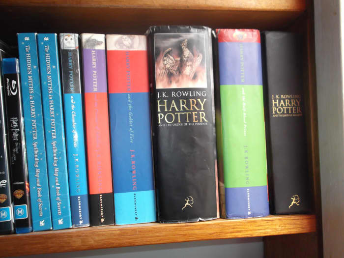 There's a lot of words in the Harry Potter series, and a lot of them are difficult. Reluctant readers are likely to be overwhelmed by such big books when they're ten years old.