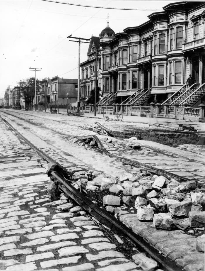 Aftermath of the 1906 San Francisco earthquake street view