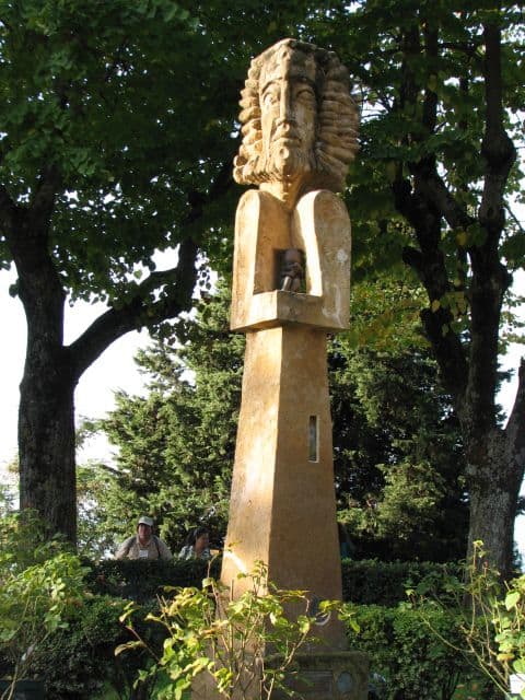 Hampered by the language barrier, we could only learn that this saint was "Umberto." Unfortunately, I could find no information about the symbolsim.