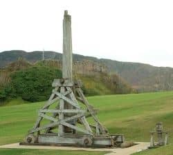A trebuchet ready to fire