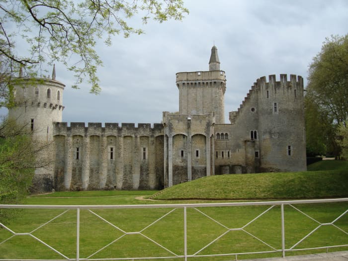 Chateau Guillaume, view of the Dungeon, and walls of the medieval fortress