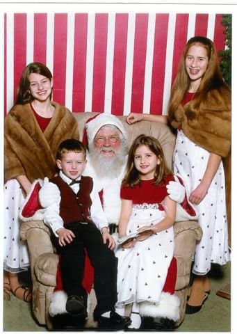 If you want a really beautiful and fashionable Christmas Photo. I cannot think of a better place to really dress up in you vintage Minks, and make a Holiday statement then when young ladies go to see Santa.