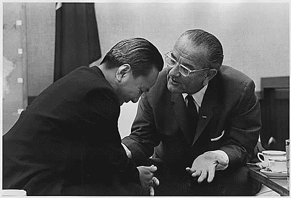 1964 - President Nguyen Van Thieu (South Vietnam) and President Lyndon B. Johnson.