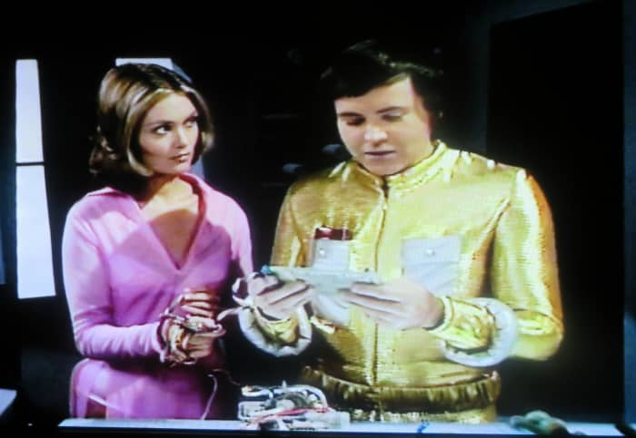 Here is a great photo of the human female from a bio-dome who was named Edonna and the Alien Oro Played by Walter Koenig. Garth was falling in love with her.