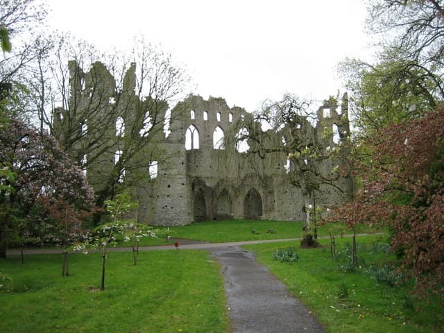 the Jealous Wall was erected to block out the view of the brother's owner nearby mansion, suspected of fancying his wife. It is one of several remarkable follies which may be seen in the parkland at Belvedere, Ireland