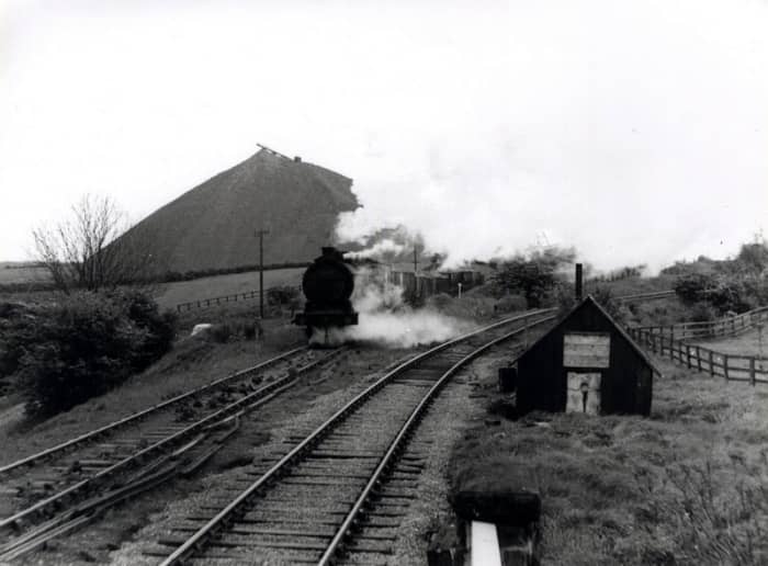 Another unidentified Q6 hammers the rails out of Kilton Mine past the well-known conical slag heap (seen even from Saltburn), since used for road surfacing in the area