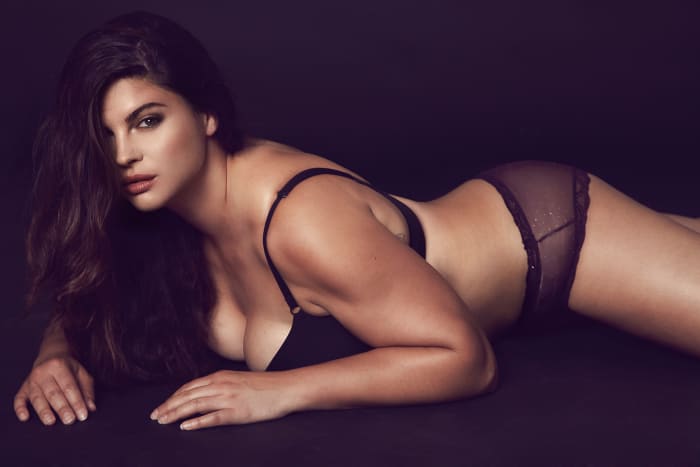 Top 10 Hottest Plus Size Models Of Right Now Hubpages