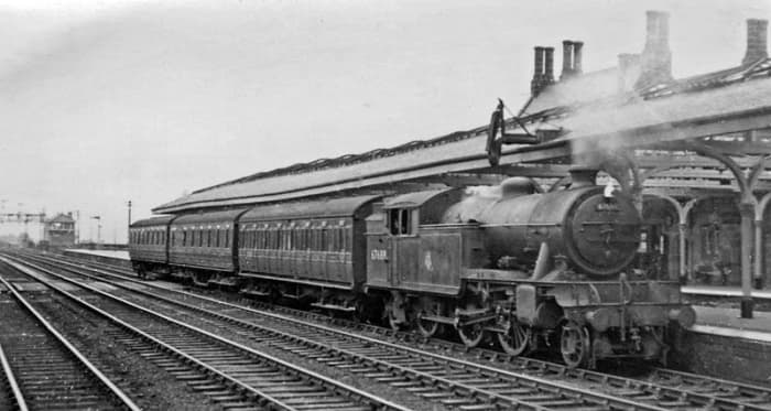 Class V3 67689 pauses at Durham in 1953, before the advent of diesel multiple units in the region saw them 'pensioned off' (scrapped), or allocated on parcels or empty stock movements and then scrapped when diesel shunters took over their duties