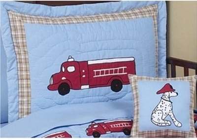 This great fire truck bedding set includes a toddler comforter quilt measuring 48 x 60, one standard pillow sham 20 x 26, one standard pillowcase, one flat sheet and one fitted sheet. Beautiful appliques. (Use link below to go to product page).