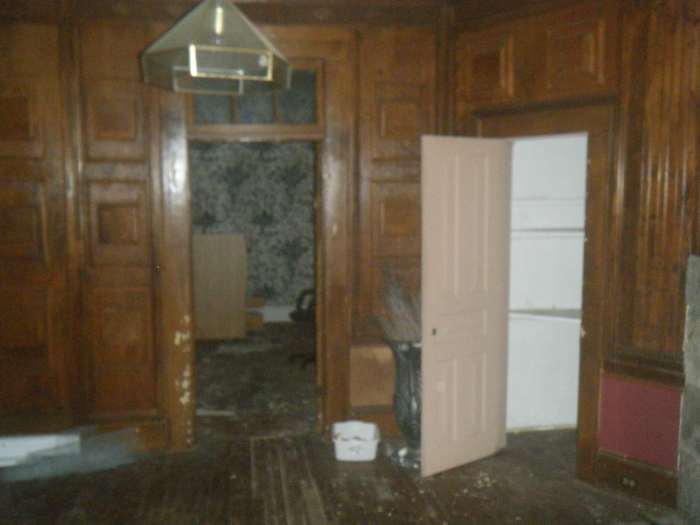 The office of Harvey Barris where over $4000 in bloody $20 bills was found. As much as $100,000 may have been in the desk of Harvey Barris in this room.