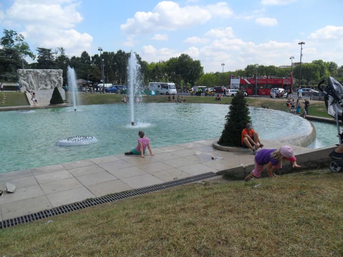 How many words can you find for this pool? Wide, refreshing, inviting, cool, bubbly....