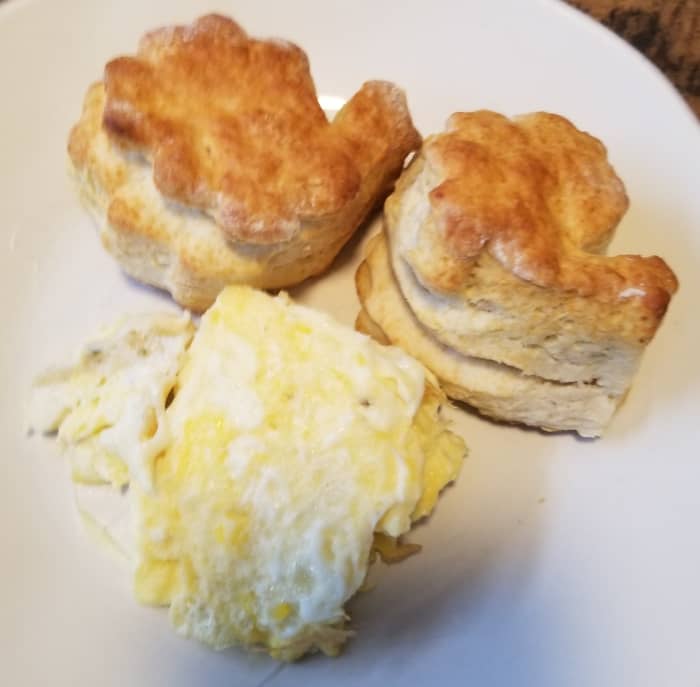 These turkey-shaped biscuits look yummy paired with eggs. You can put them in a pretty basket on your Thanksgiving table too.