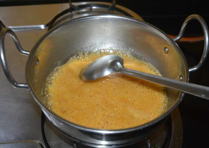 whole-black-chana-flour-unde-whole-black-chickpea-flour-jaggery-balls