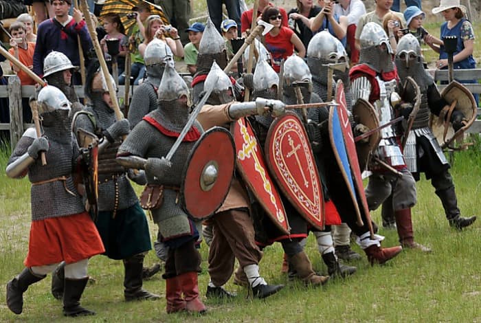 Rus warriors train for the shieldwall - they would need their training to face Robert 'Guiscard' de Hauteville and his mounted Normans in the southern provinces and Sicily