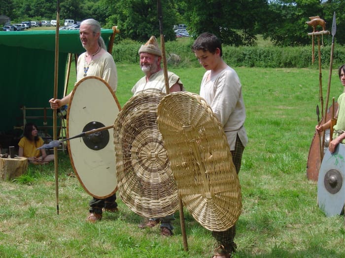 The Gaulois d’Esse put on the most fantastic displays at Cassinomagus, including full costume, authentically made clothing and objects and historically acurate enactments of battles and daily life