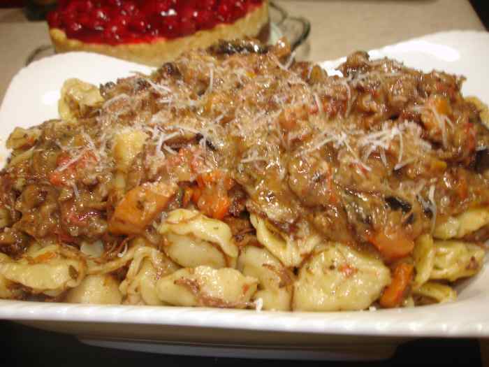 Olive Garden Braised Beef and Tortellini in Marsala Cream Sauce Recipe