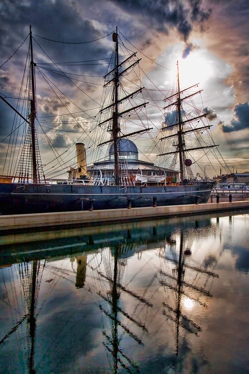 The Discovery, now docked in a purpose-built mooring in Dundee, Scotland.