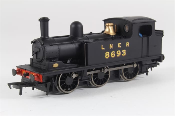 Bachmann Branchline Class J72 0-6-0 tank engine in LNER black livery from the box. The later 1951-built version is also available as owned by NELPG with NER and BR armorials, late of Newcastle-upon-Tyne Central Station
